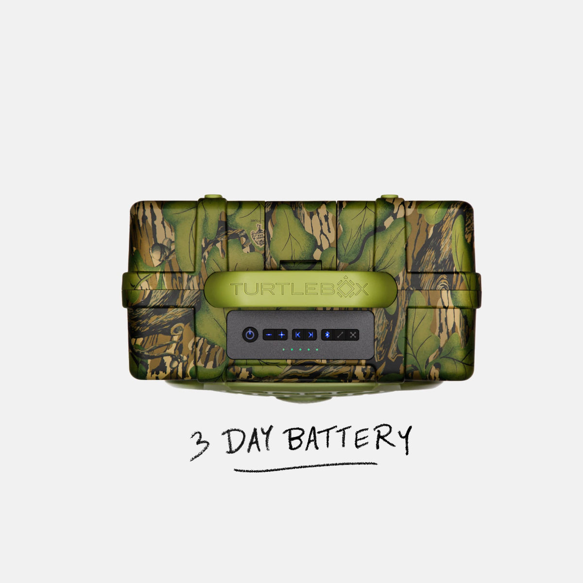 Mossy Oak Full Foliage Original speaker top view with a label saying 3-day battery #speaker-color_full-foliage