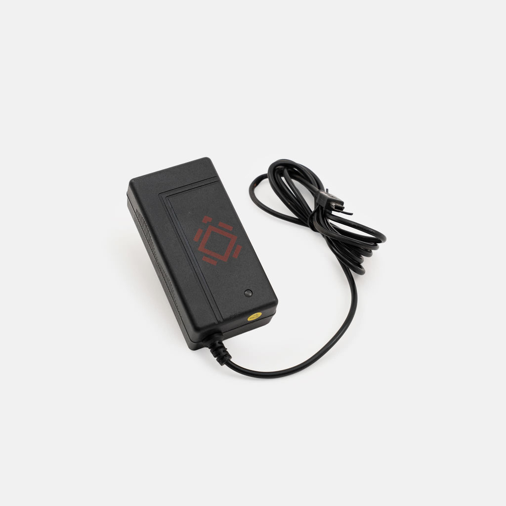 Image of a original gen 1 charger on a white background #models_gen-1