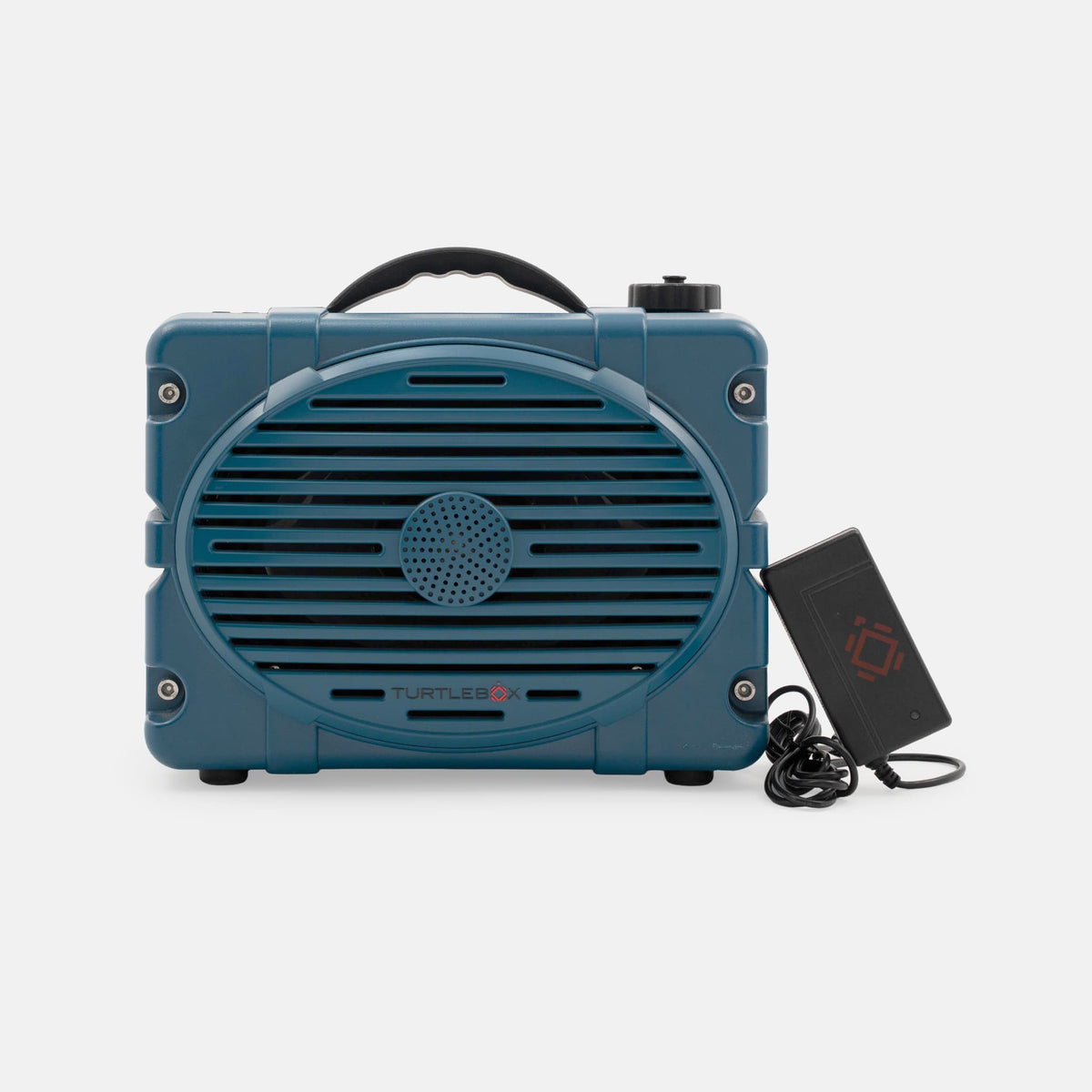 A lifestyle image of a original gen 1.5 charger on a white background #models_gen-1-5