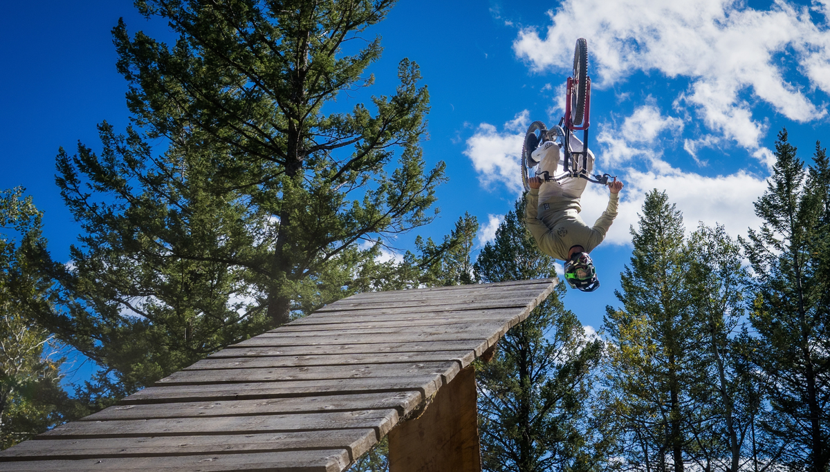 Cam Zink | Pro Freeride Mountain Biker