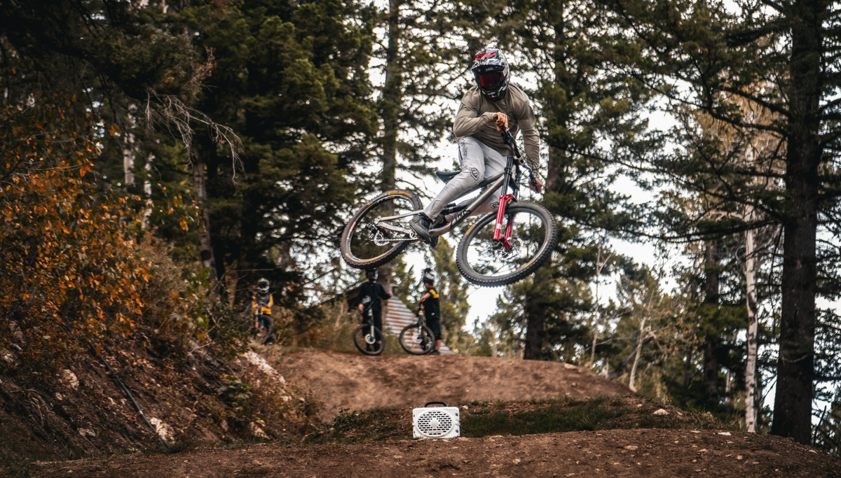 Cam Zink | Pro Freeride Mountain Biker