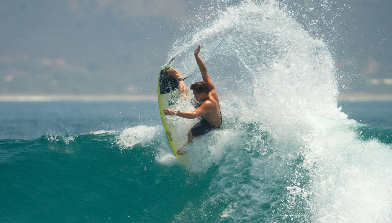 Taj Lindblad | Pro Surfer | Turtlebox Ambassador