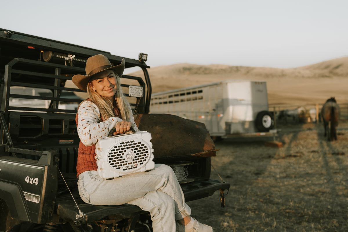 Claudia Schmidt | Rancher & Big Game Hunter – TURTLEBOX
