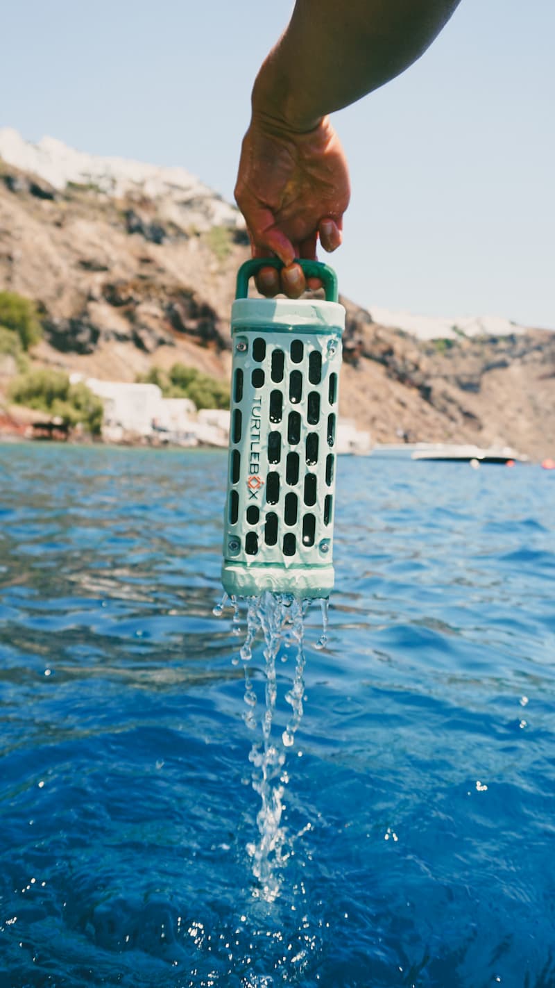 The Turtlebox Ranger: LOUD! Outdoor Waterproof Bluetooth Speaker ...